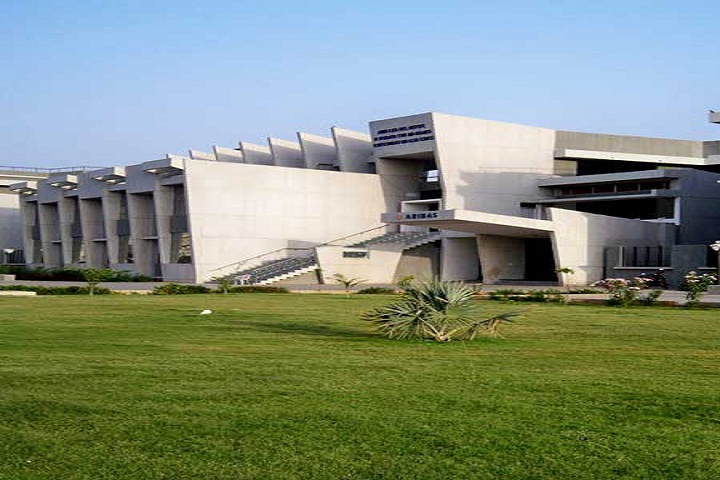 https://cache.careers360.mobi/media/colleges/social-media/media-gallery/14687/2021/2/15/Campus View of Ashok and Rita Patel Institute of Integrated Study and Research in Biotechnology and Allied Sciences Anand_Campus-View.jpg